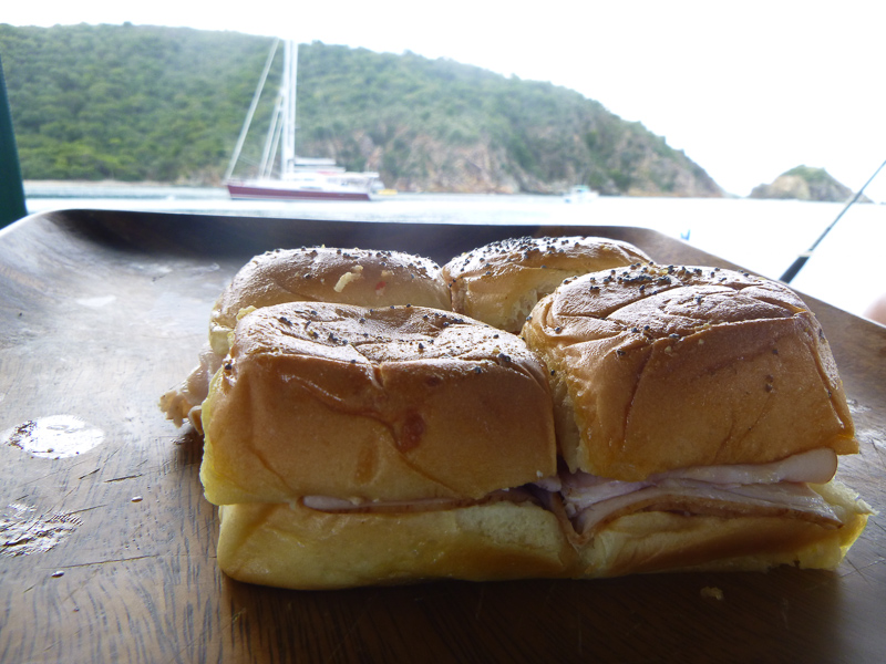 One of Bo's many specialties is a twist on the 'ole hawaiian bun sandwich. The twist is some sort of magical sauce.